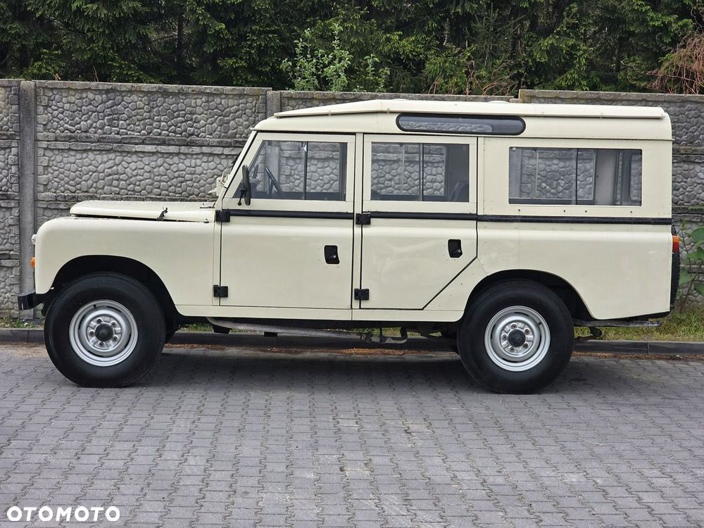 Land Rover Defender - 5