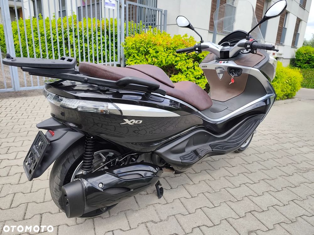 Piaggio X10 - 3