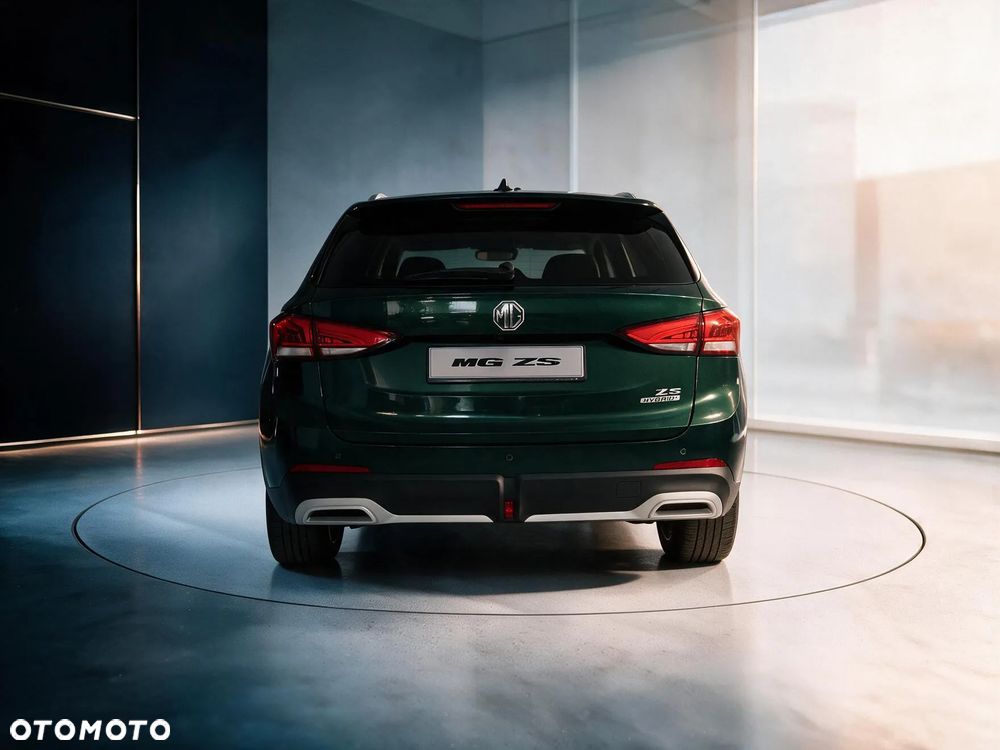 MG ZS - 7