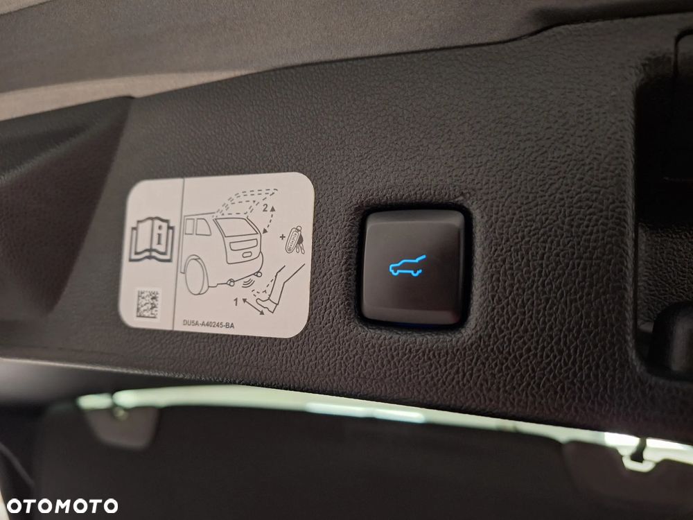 Ford Kuga - 27