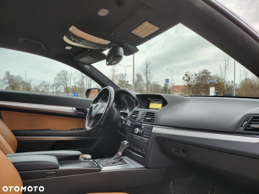 Mercedes-Benz Klasa E - 11