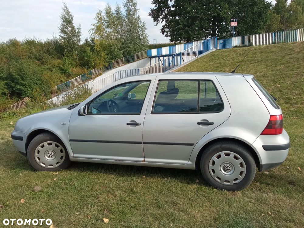 Volkswagen Golf 1.9 TDI - 3