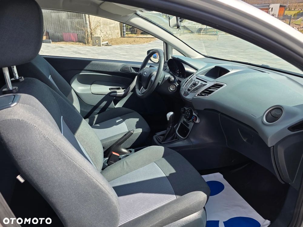 Ford Fiesta 1.25 Trend Edition - 10