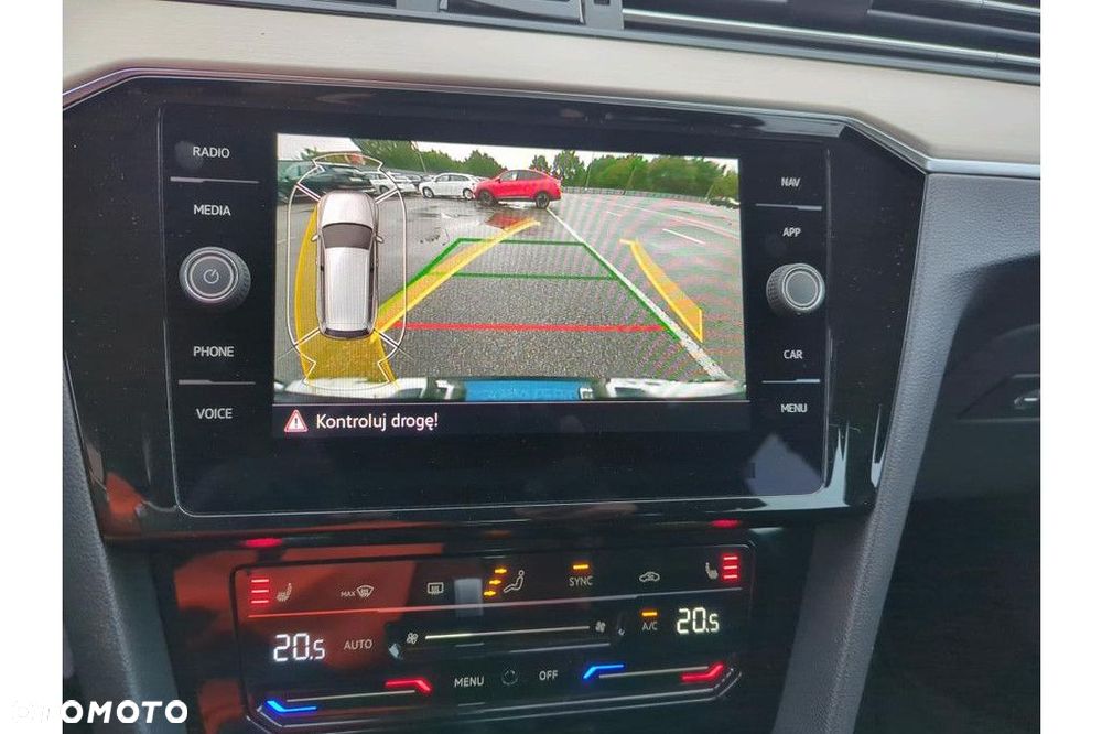 Volkswagen Passat Variant 2.0 TDI EVO Elegance DSG - 12
