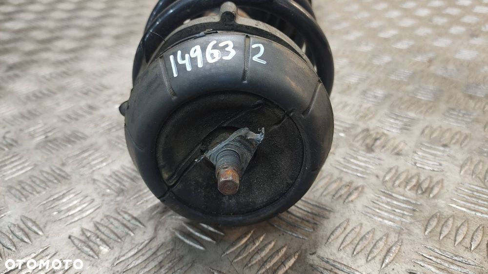 AMORTYZATOR SPRĘŻYNA ZWROTNICA PRAWY PRZÓD OPEL VECTRA B - 2