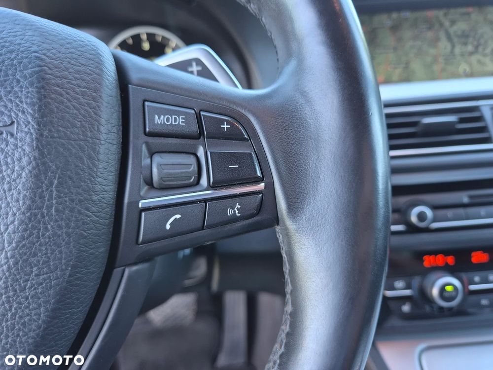 BMW Seria 5 530d xDrive Sport-Aut Modern Line - 27