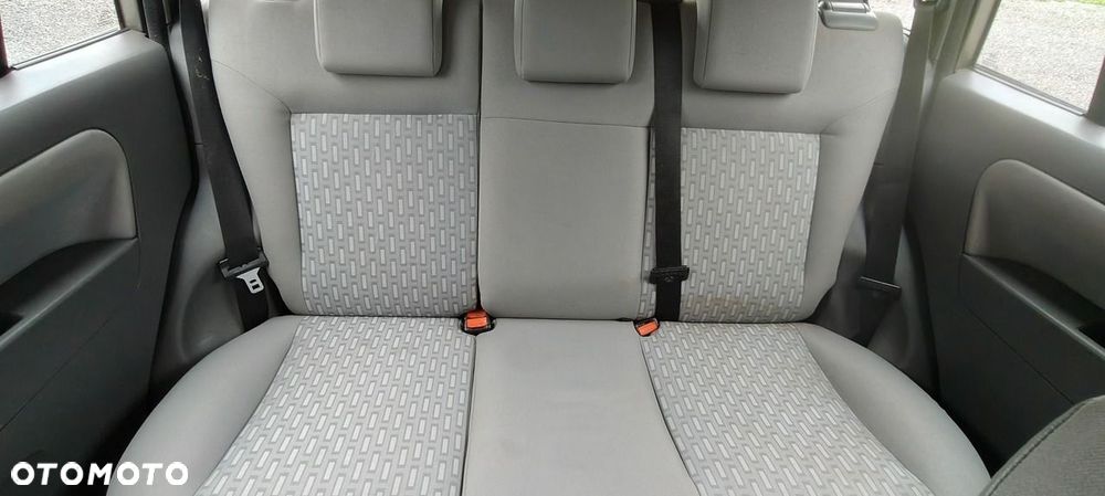Ford Fusion 1.4 Fun X - 14