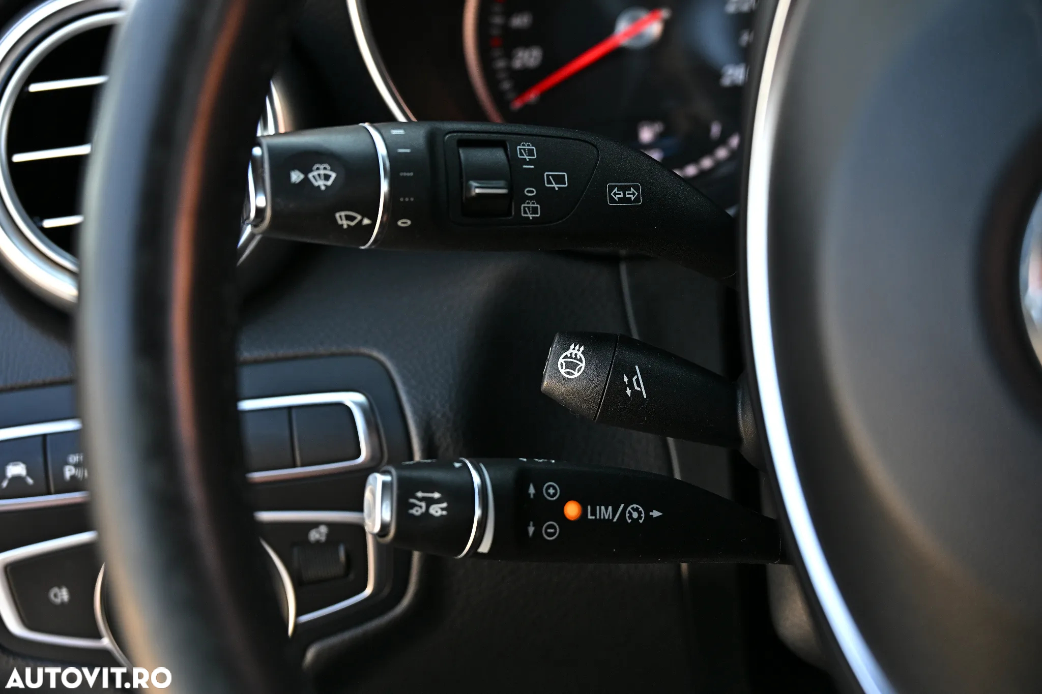 Mercedes-Benz GLC 250 d 4Matic 9G-TRONIC - 39