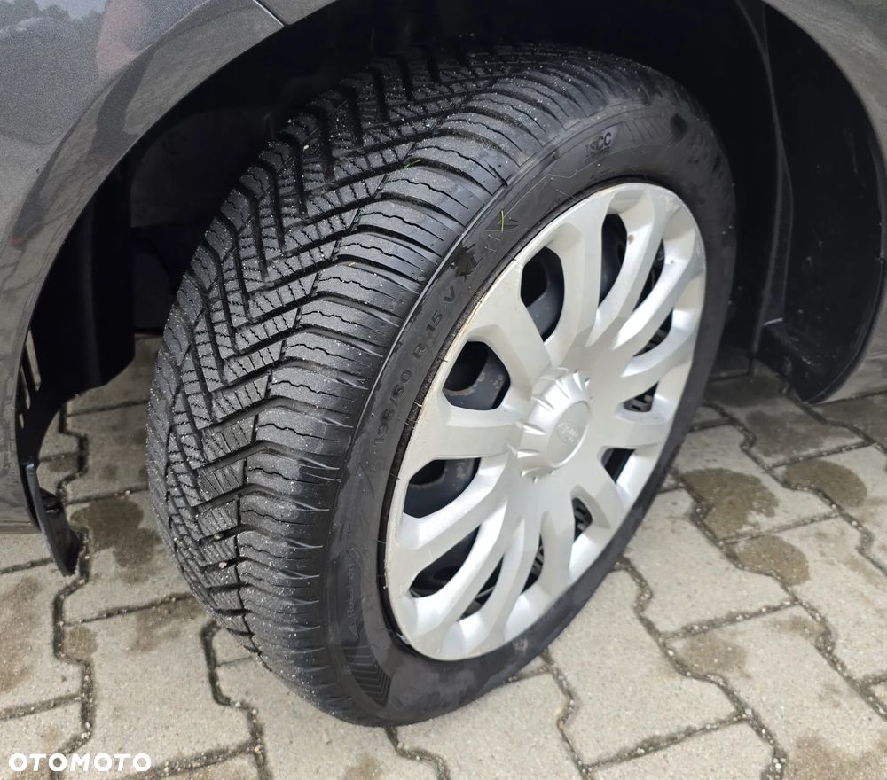 Ford Fiesta 1.25 Ambiente - 23