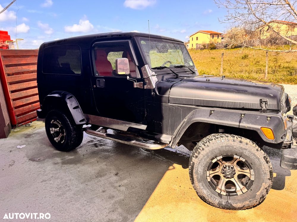 Jeep Wrangler - 10
