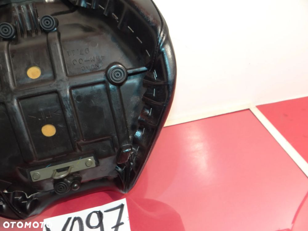 Y097 Yamaha XV1600, 1700 SIEDZENIE KANAPA KIEROWCY 4WM-00 97.11 - 14
