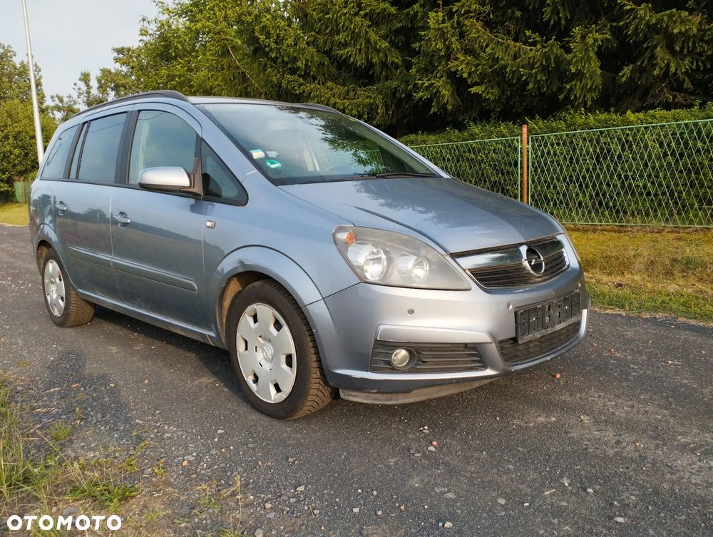 Opel Zafira - 8