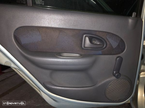 Para Peças Renault Clio Ii (Bb_, Cb_) - 10
