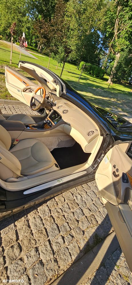 Mercedes-Benz SL 500 - 15