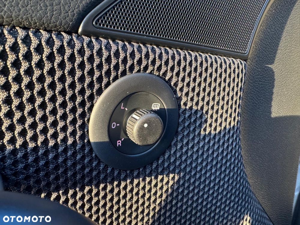 Volkswagen Scirocco 1.4 TSI Match - 32