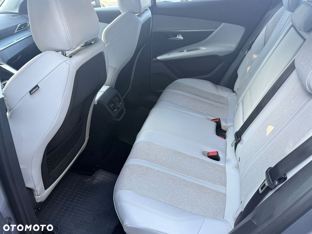Peugeot 3008 - 12