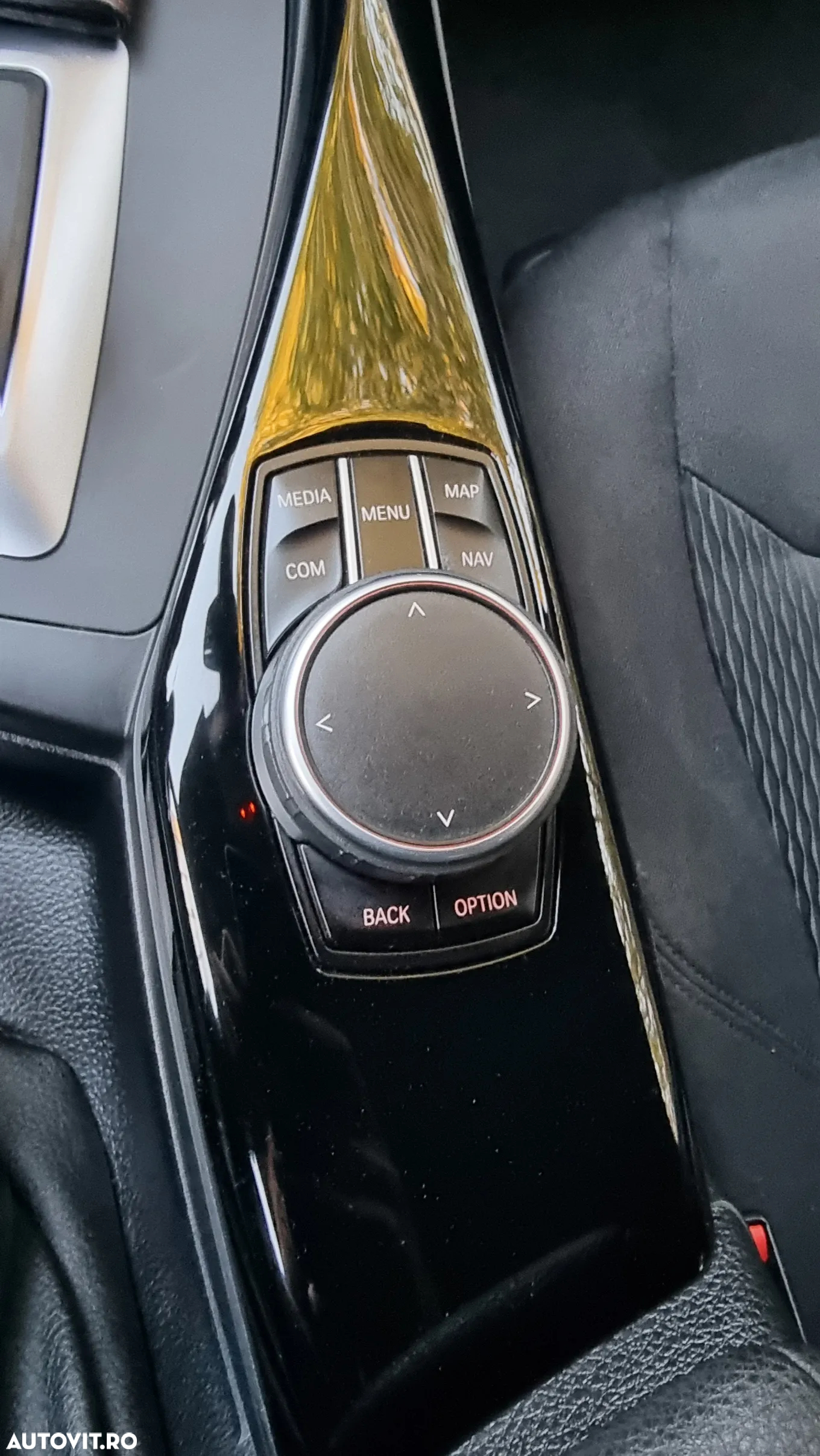 BMW Seria 1 - 32