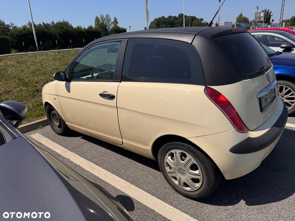 Lancia Ypsilon - 3