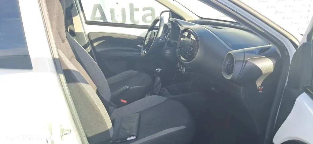 Toyota Aygo X - 11