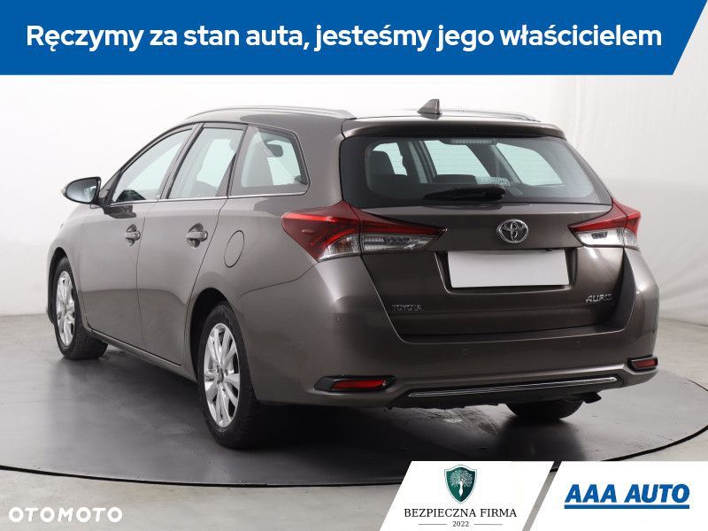 Toyota Auris - 6