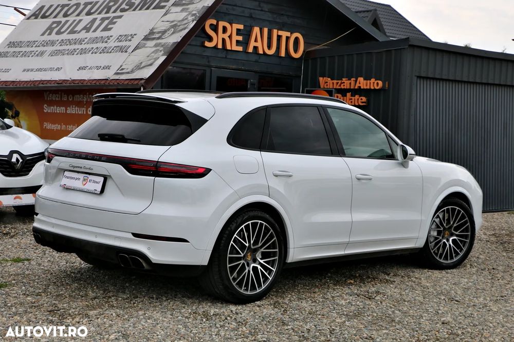 Porsche Cayenne Turbo - 31