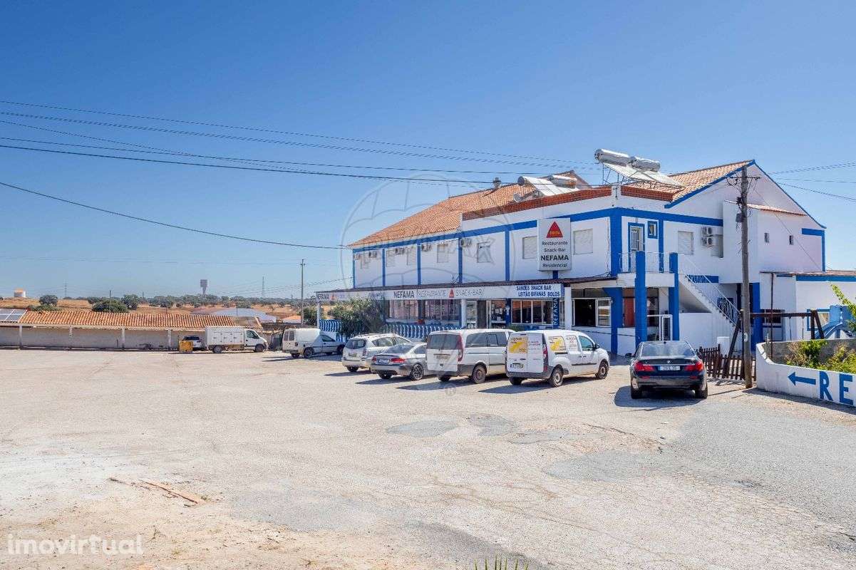 Hotel T21 para venda - Grande imagem: 2/35