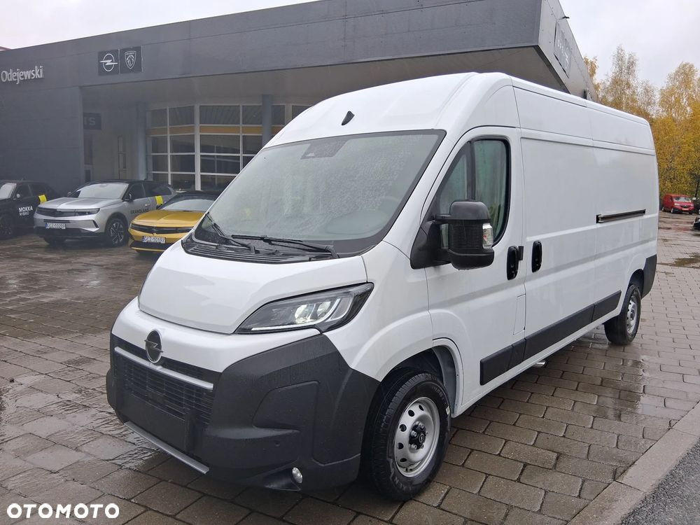 Opel Movano