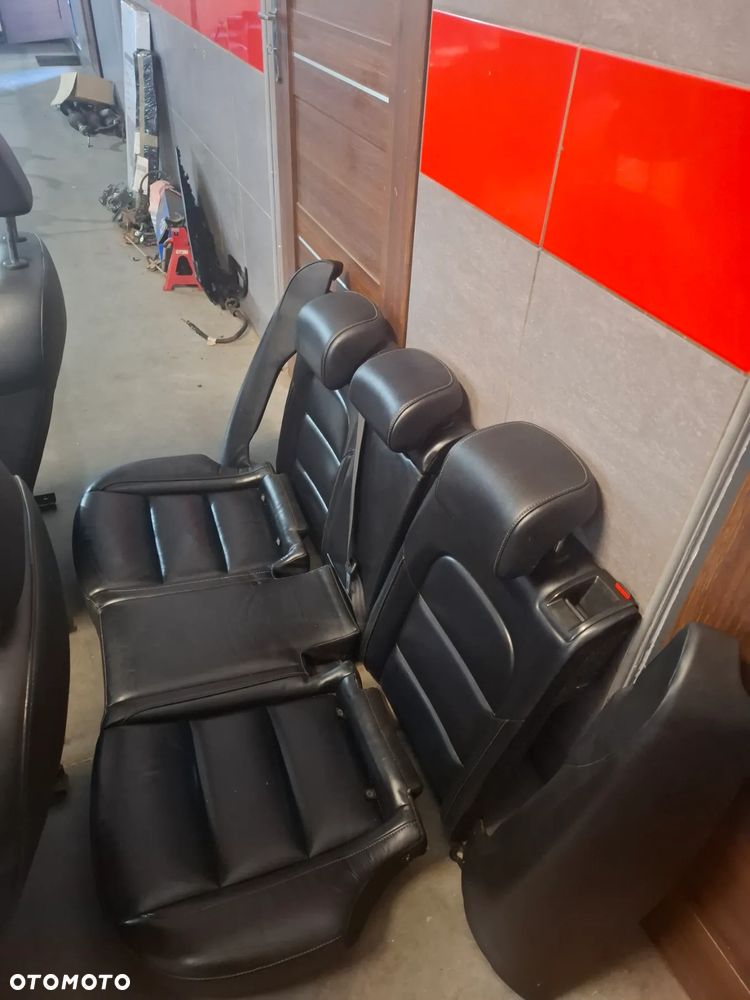 Fotele przód podgrzewane kanapa tył podłokietnik komplet Skoda Superb 2014 rok lift skóra anglia UK - 4