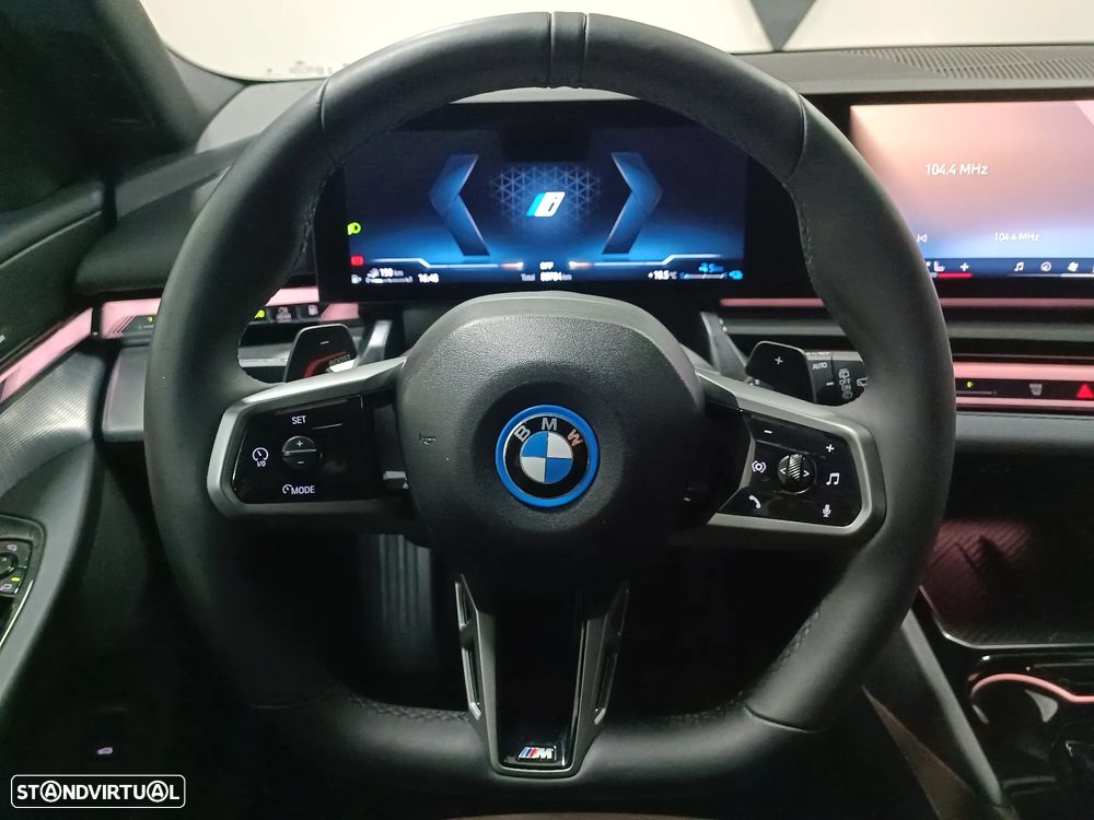 BMW 530 e xDrive Pack Desportivo M Pro - 47