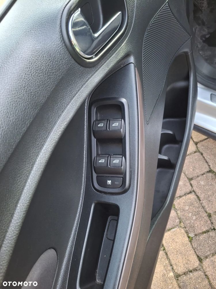 Ford Ka+ 1.2 S&S Active - 20