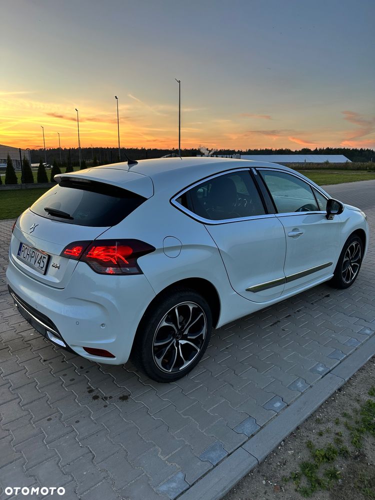 DS Automobiles DS 4 - 4