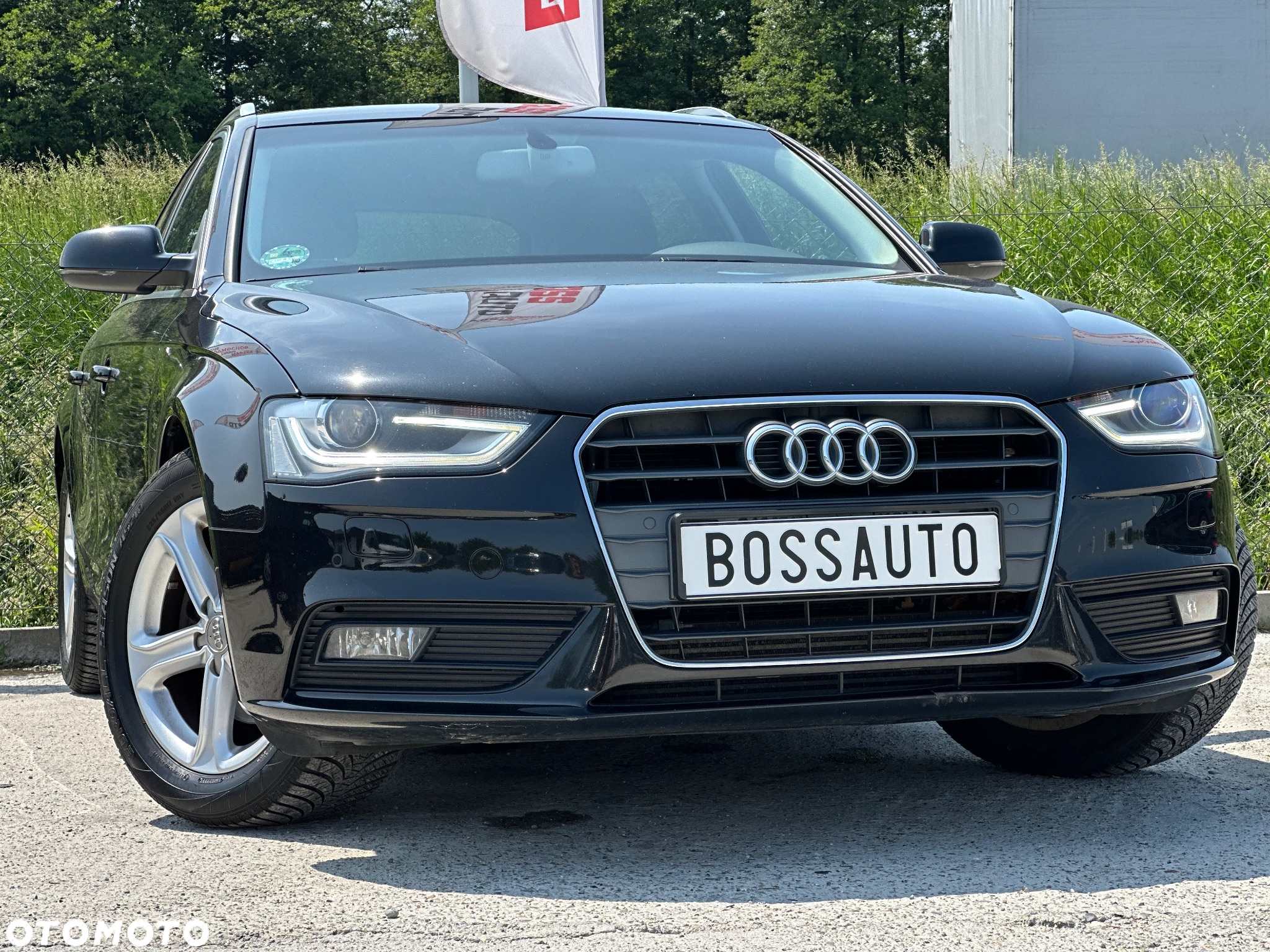 Audi A4 ver-avant-2-0-tdi-dpf-multitronic-attraction - 3