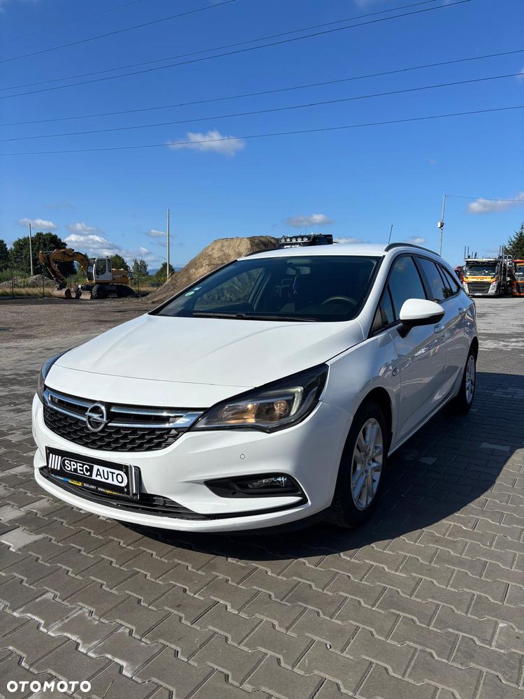 Opel Astra 1.6 CDTI Essentia - 2