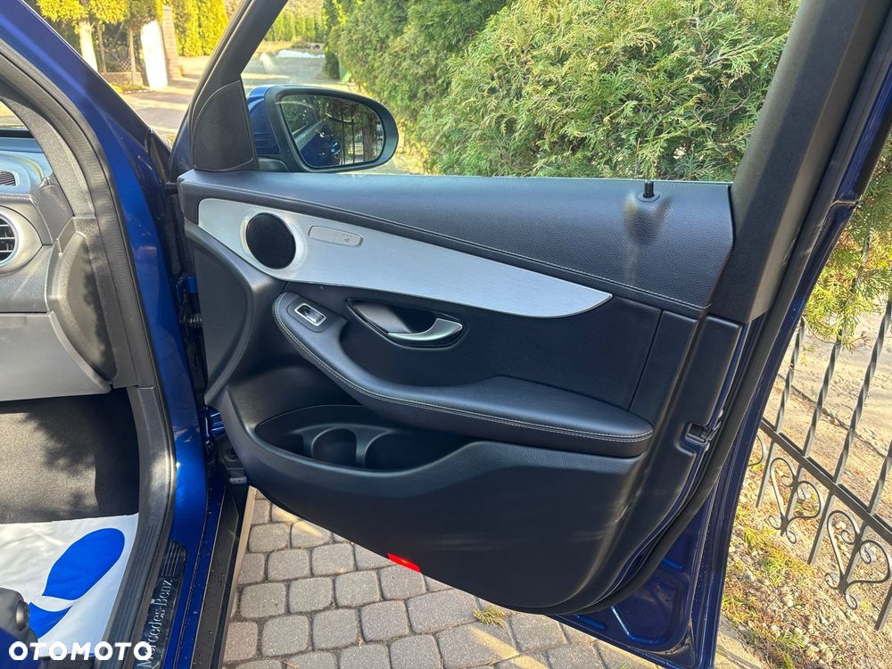 Mercedes-Benz GLC 220 d 4Matic 9G-TRONIC Exclusive - 12