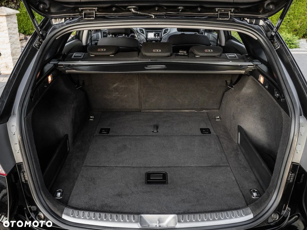 Hyundai i40 Kombi 1.7 CRDi Premium - 30