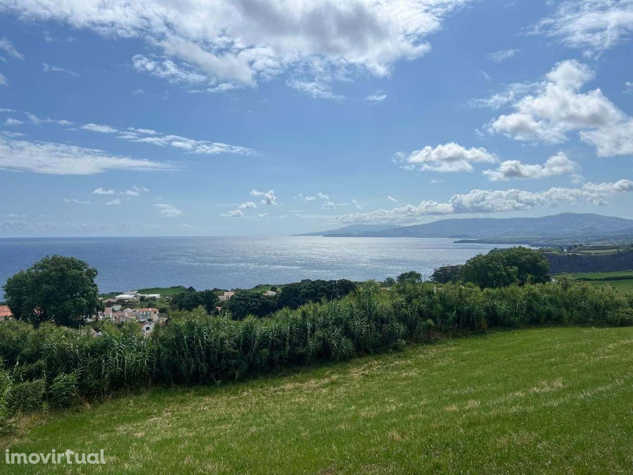 Terreno em Santo António com Vista Mar e Potencial Turístico - Grande imagem: 2/20