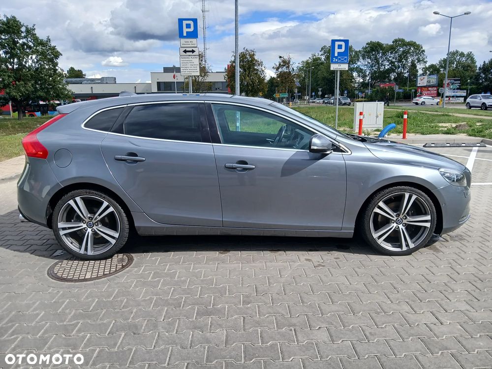 Volvo V40 D4 Drive-E Ocean Race - 7