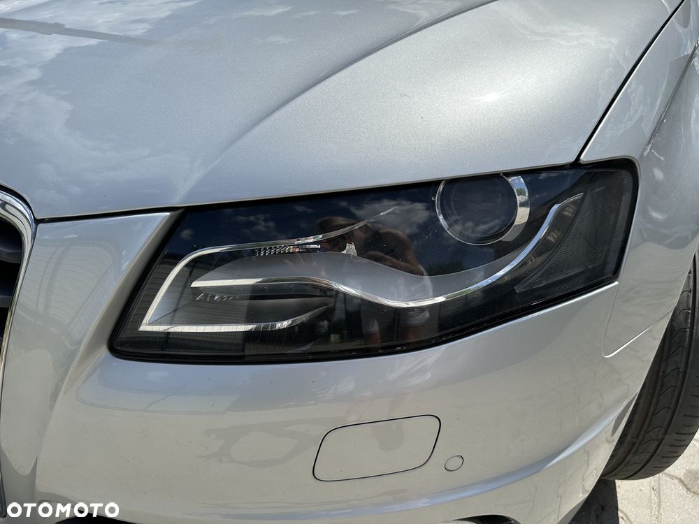 LAMPY PRZEDNIE AUDI A4 B8 XENON UK - 1