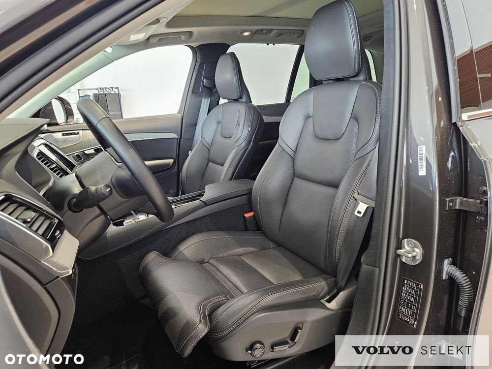 Volvo XC 90 - 18