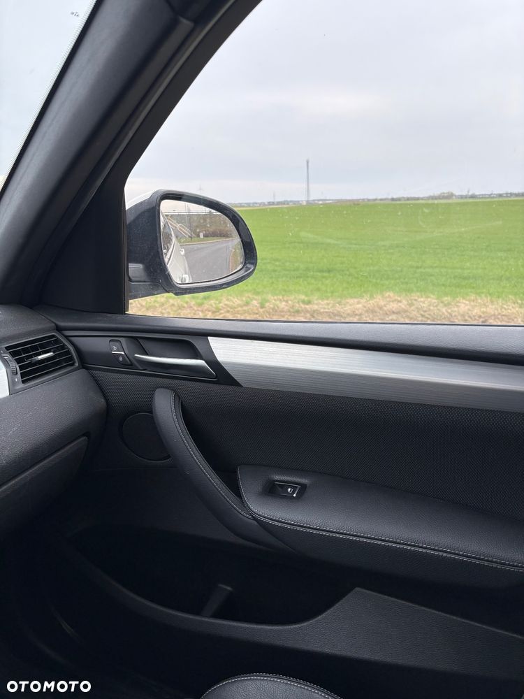 BMW X3 xDrive20i - 12