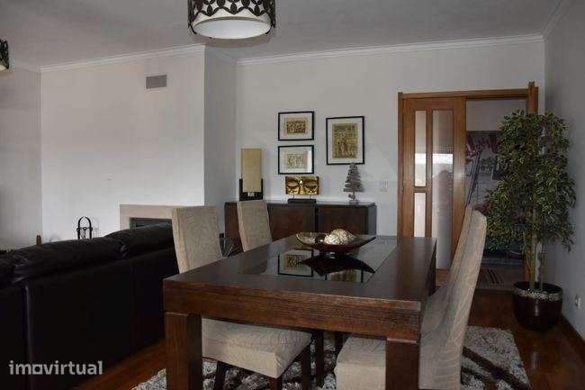 Apartamento T3 com Garagem Box  Rua da Cal, Gondomar - Grande imagem: 3/17