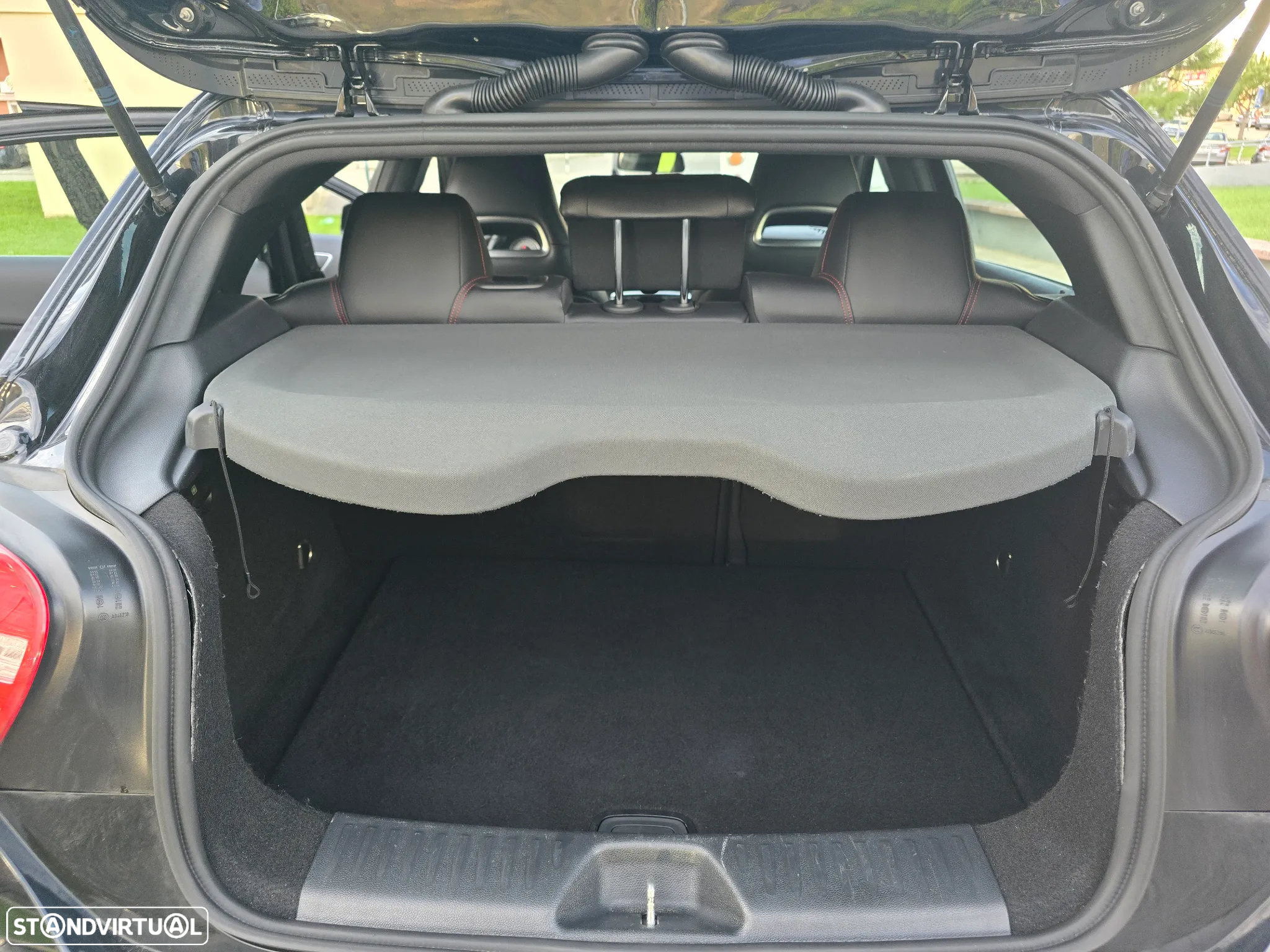 Mercedes-Benz A 180 CDi BE AMG Line - 19