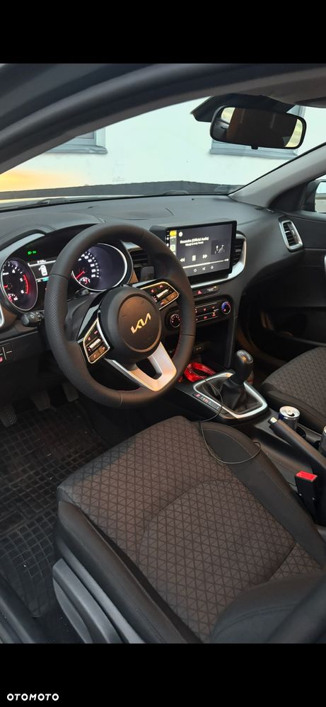 Kia Ceed 1.6 CRDi mHEV L - 5