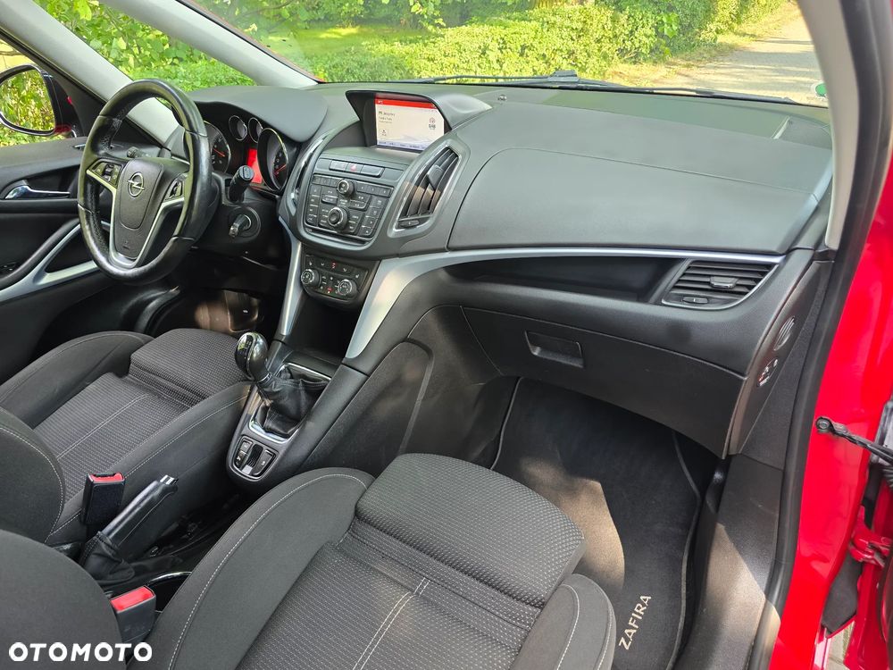 Opel Zafira - 8