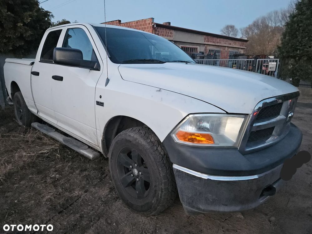Dodge RAM - 2