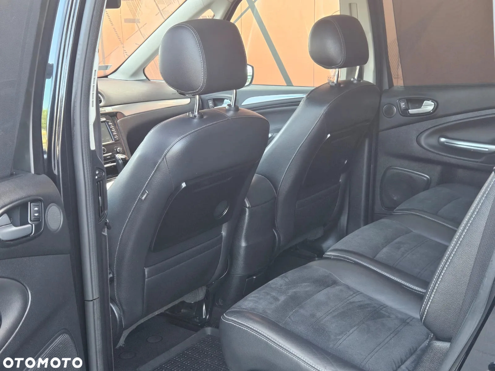 Ford Galaxy 2.0 TDCi Titanium MPS6 - 23