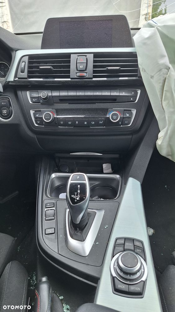 BMW 3GT 320d Sport Line - 16