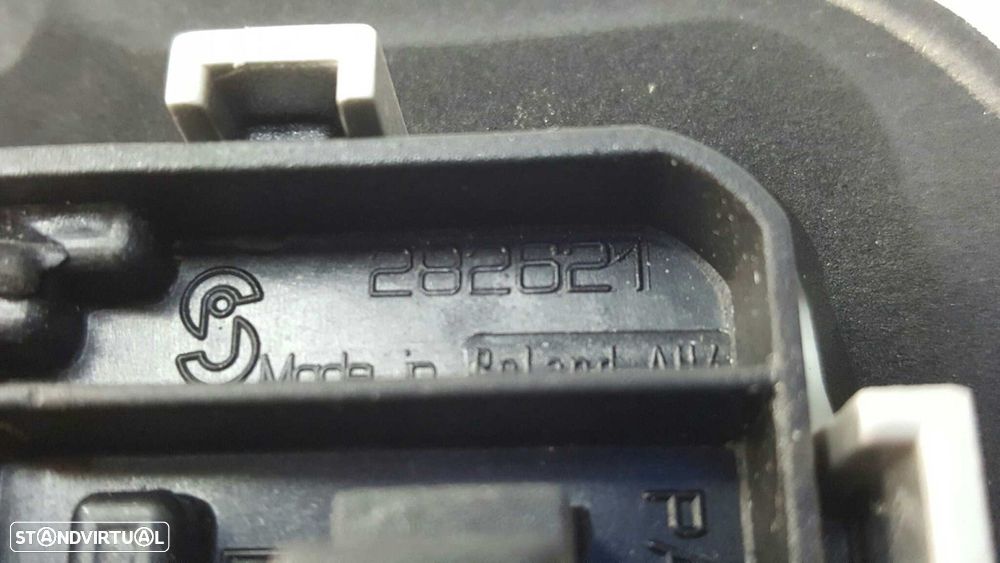 FAROLIM TRASEIRO ESQUERDO INTERIOR VOLKSWAGEN TOUAREG (7LA) TDI V10 - 4