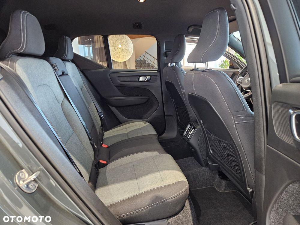 Volvo XC 40 - 22