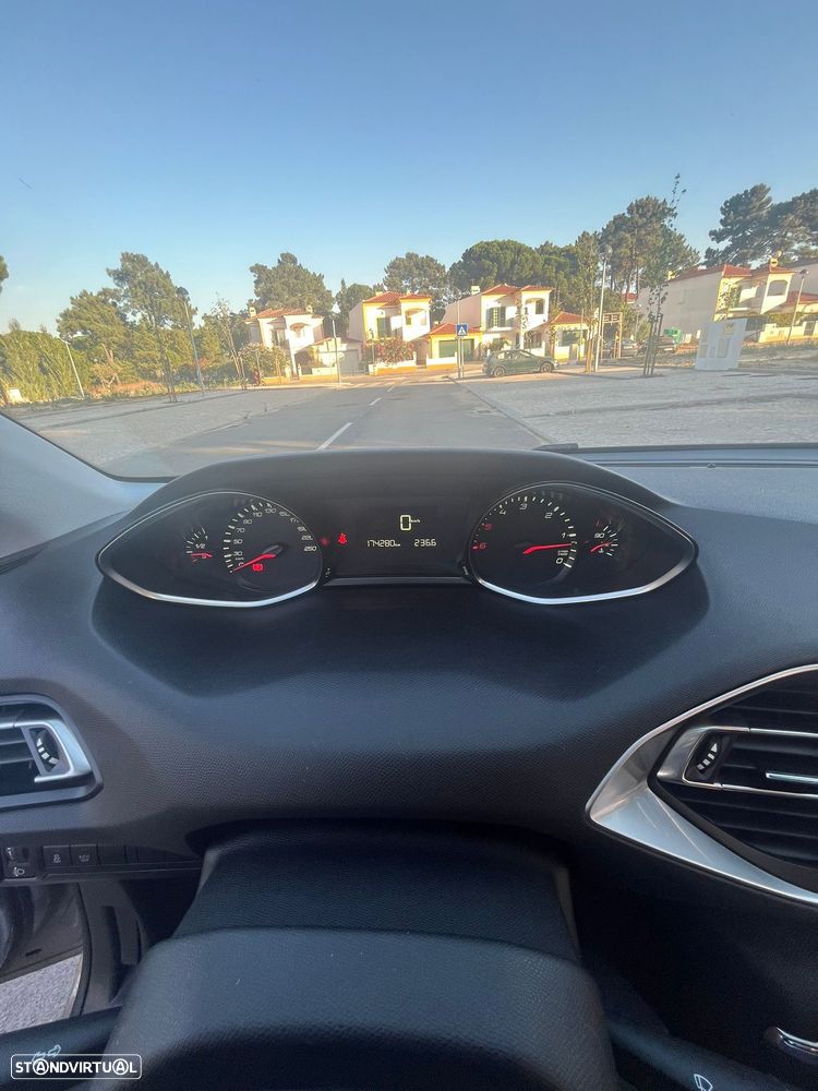 Peugeot 308 SW 1.6 BlueHDi Style - 11